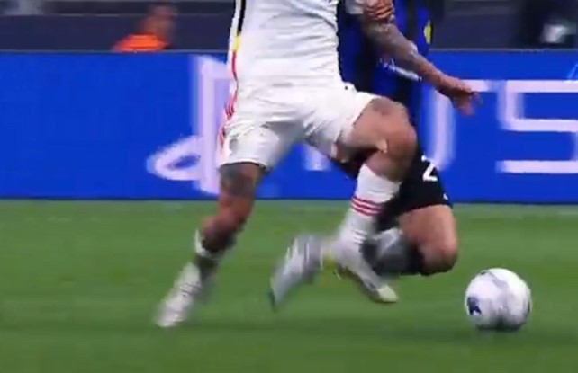 Intervento difensivo Calhanoglu Inter